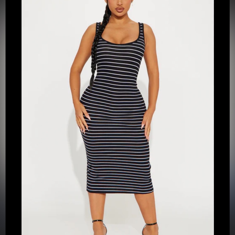 Striped Navy and White Sleeveless Bodycon Midi Dress